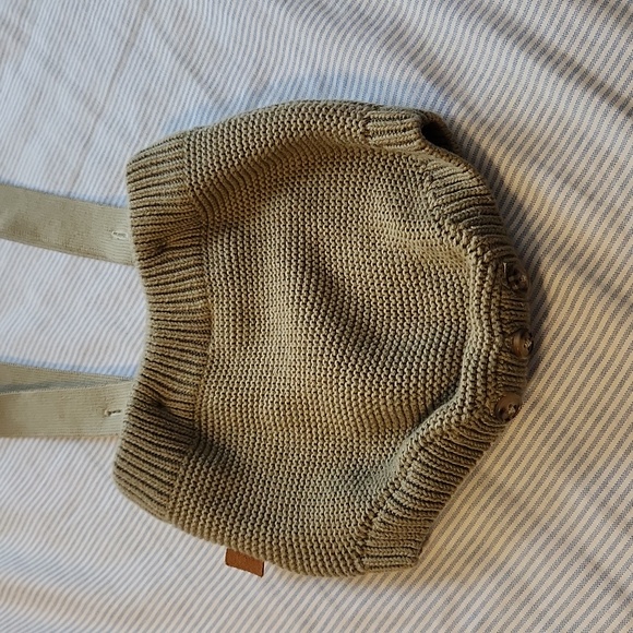 Knit Baby Bloomers with Suspenders - Picture 4 of 6